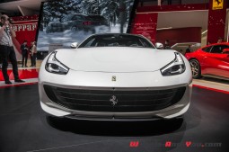 Ferrari_GTC4Lusso-4