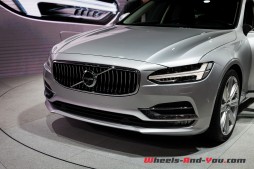 Volvo_V90-01