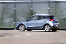 Hyundai_i20Active_11