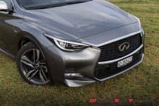 infiniti_q30-21