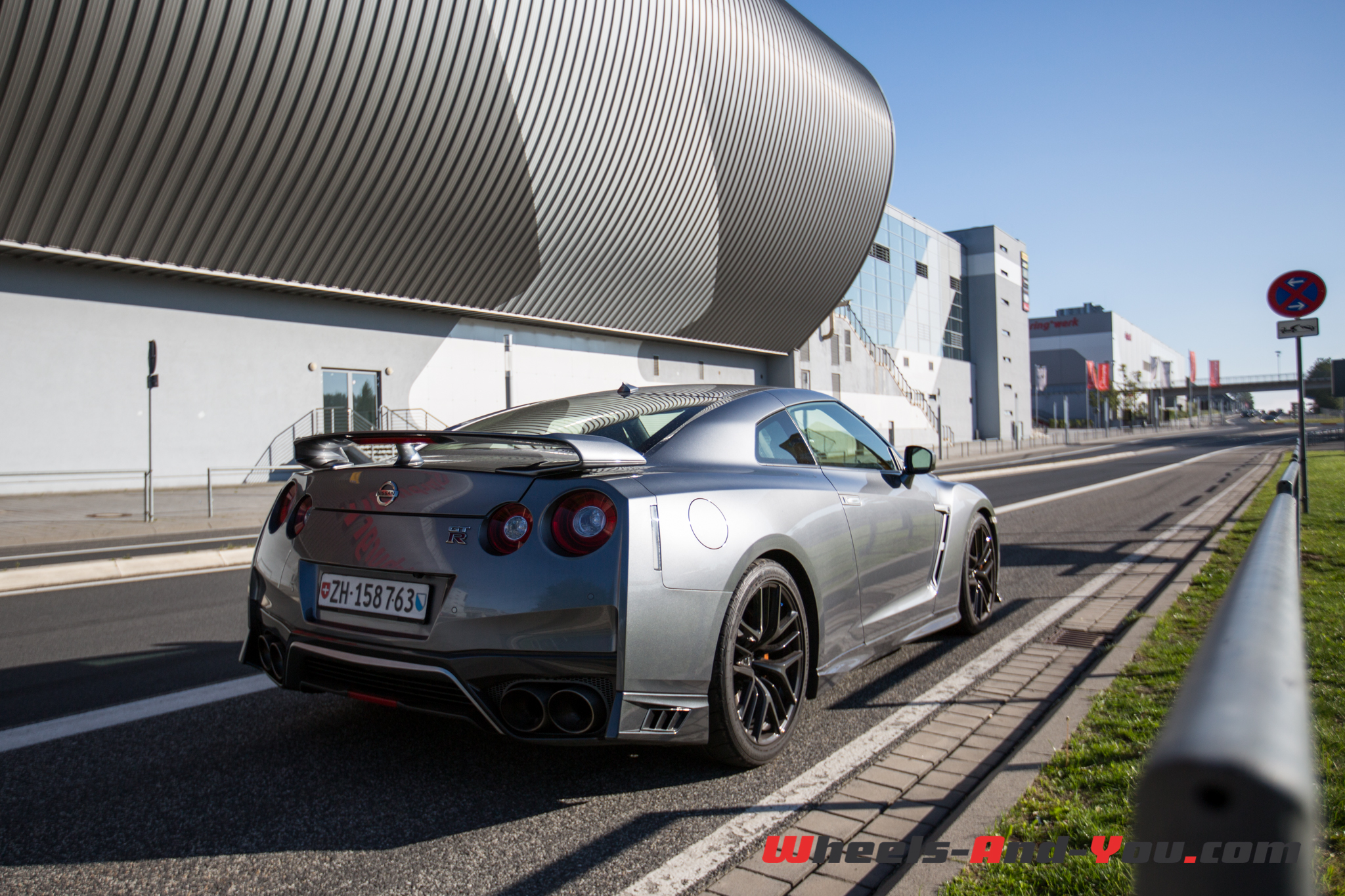 Essai Nissan Gt R My17 Une Decennie A En Mettre Plein La Vue Wheels And You Com Essai Nissan Gt R My17 Une Decennie A En Mettre Plein La Vue Wheels And You Com